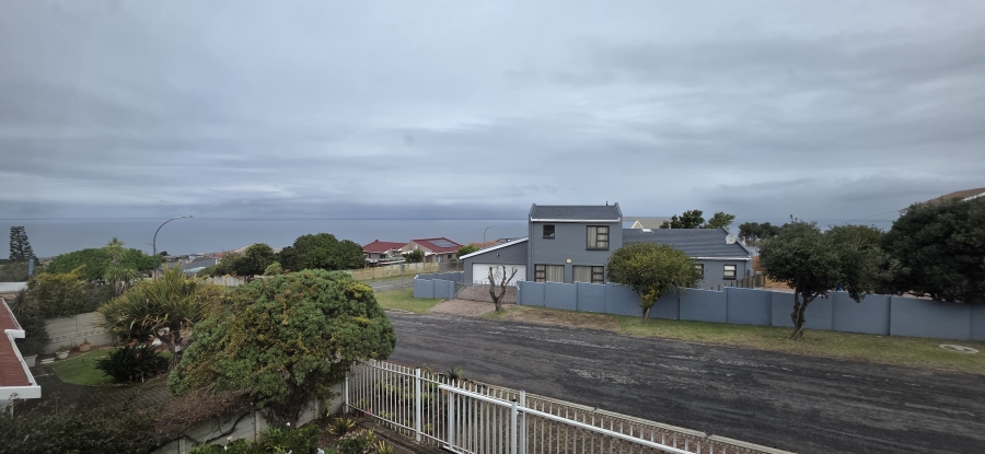 6 Bedroom Property for Sale in Dana Bay Western Cape